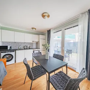 https://modern-living-apartments.vienna-besthotels.com